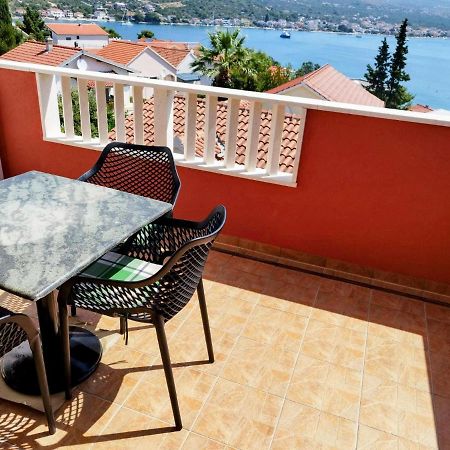 Apartments Mira Rogoznica  Kültér fotó