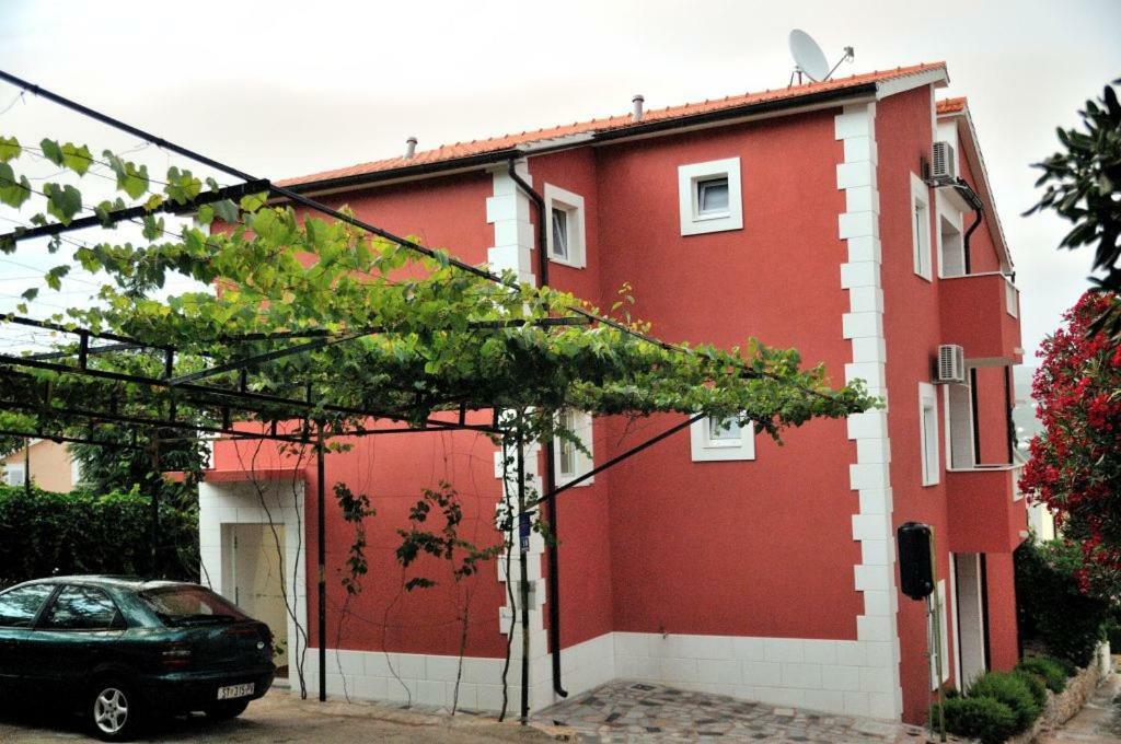 Apartments Mira Rogoznica  Kültér fotó