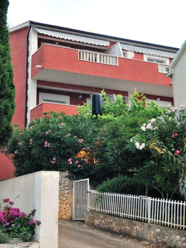 Apartments Mira Rogoznica  Kültér fotó