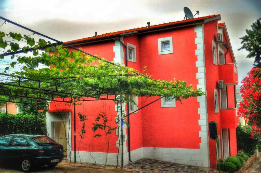Apartments Mira Rogoznica  Kültér fotó