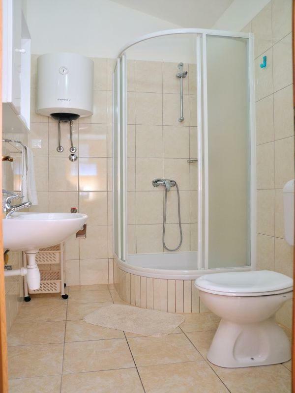 Apartments Mira Rogoznica  Kültér fotó