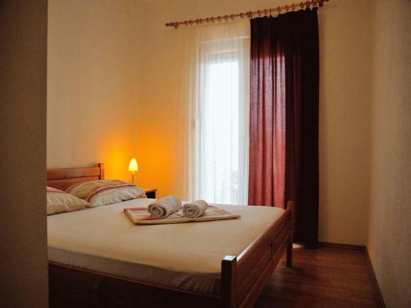 Apartments Mira Rogoznica  Kültér fotó