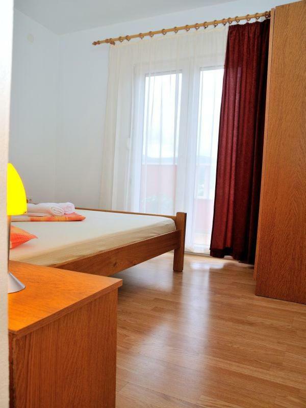 Apartments Mira Rogoznica  Kültér fotó